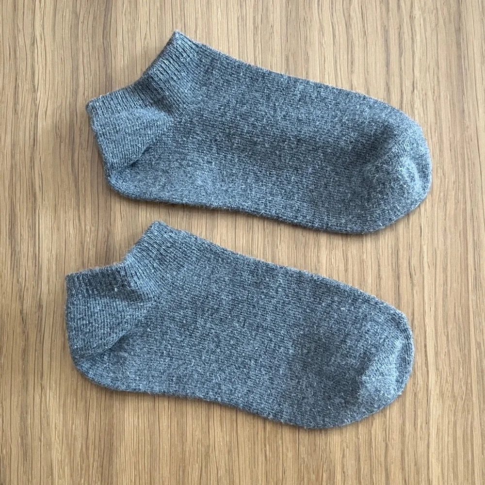 H&M, kids 3-pack of cotton ankle socks, yellow, grey, size 8-9.5